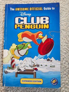 Disney Club Penguin Official Guide Expanded Edition Grosset Dunlap 2010 Book
